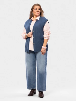 Вязаный жилет на пуговицах