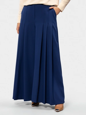 Широкие брюки со складками