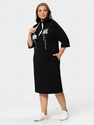 Трикотажное платье из футера