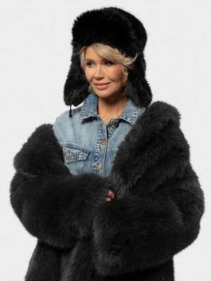 Шапка из эко-меха