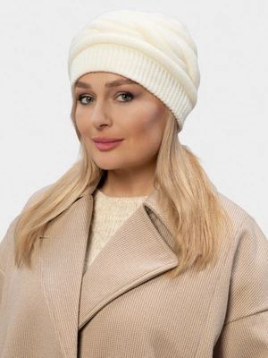 Шапка вязаная две косички
