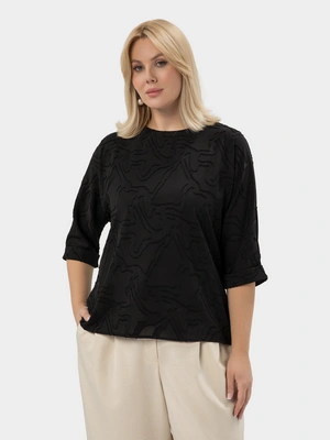 Блузка льняная нарядная с узором