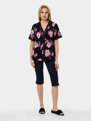 Костюм на пуговицах с бриджами