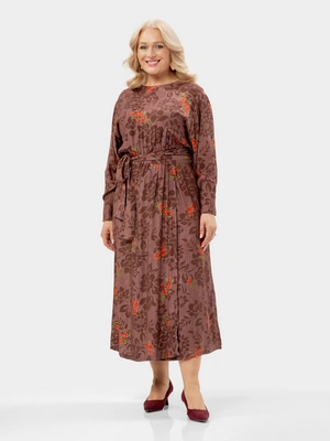 Платье с поясом