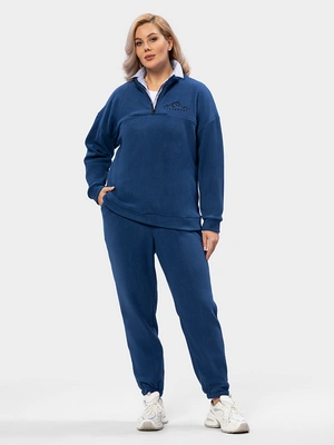 Костюм флисовый с вышивкой