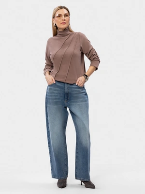 Джемпер с декоративной отделкой