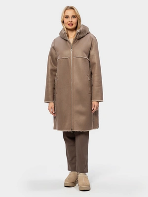 Дубленка с декоративной отделкой