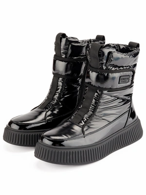 Дутики Ребекка