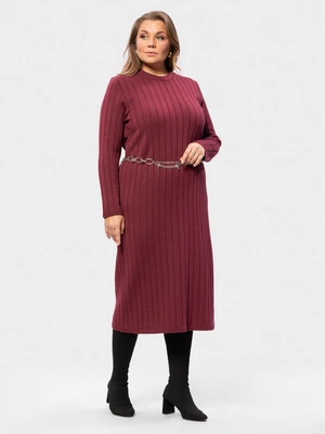 Платье вязаное в рубчик