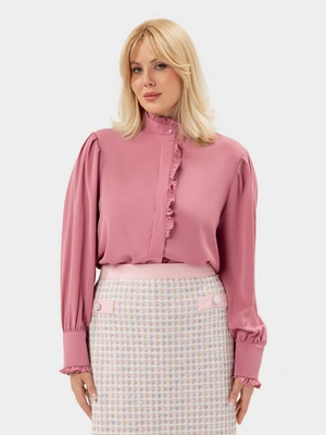 Блуза с пышным оформленным рукавом