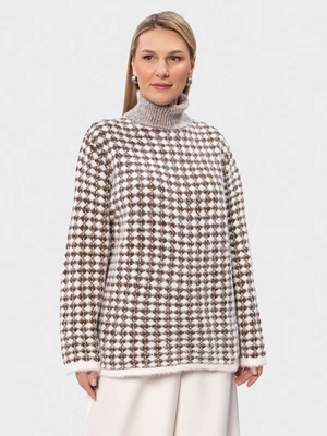 Свитер с горлом из альпаки