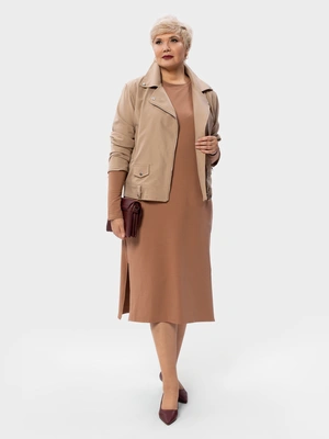 Платье трикотажное с вырезом