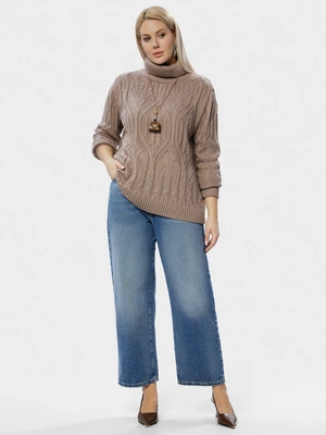 Свитер вязаный с узором