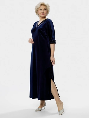 Бархатное платье с декором из пайеток