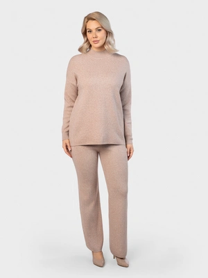 Костюм брючный с кашемиром