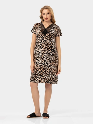 Сорочка с кружевным вырезом