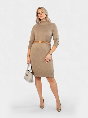 Теплое платье с поясом