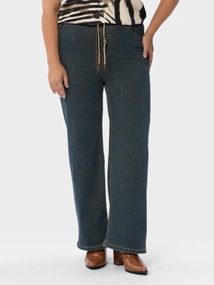 Джинсы прямого кроя