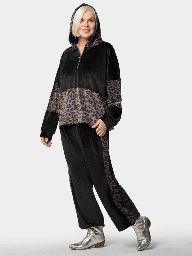 Костюм велюровый Лео