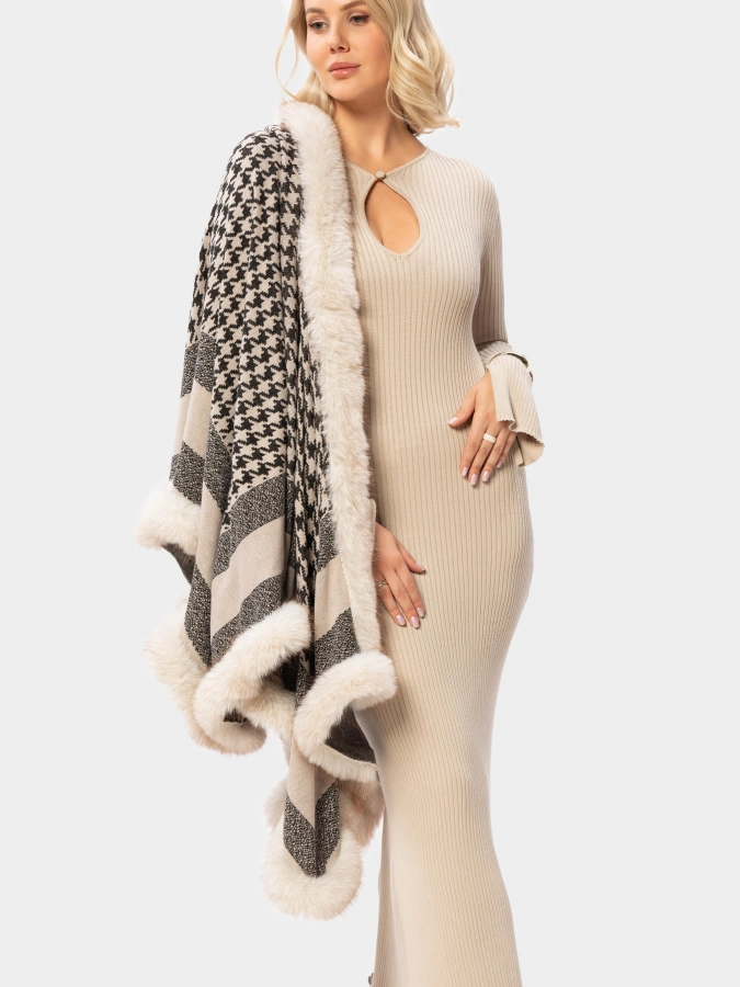 Пончо Элегия с меховой отделкой