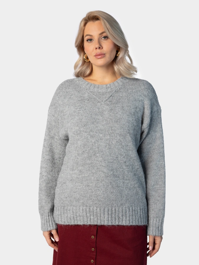 Джемпер с V образным декором