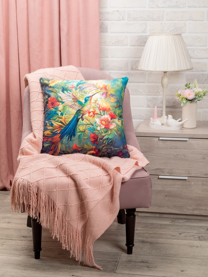 Подушка Колибри