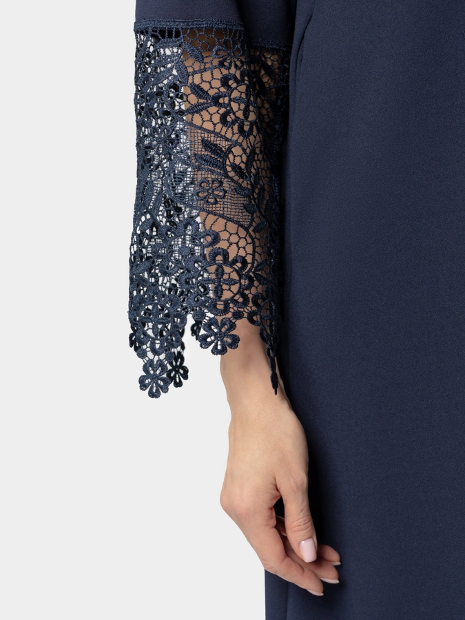 Платье с венецианским кружевом