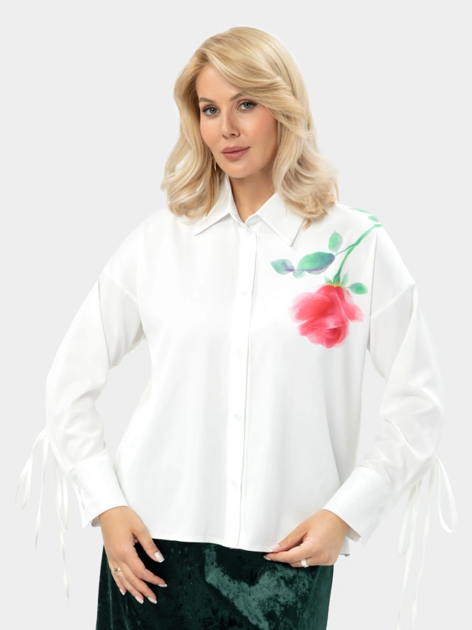 Блуза с розой