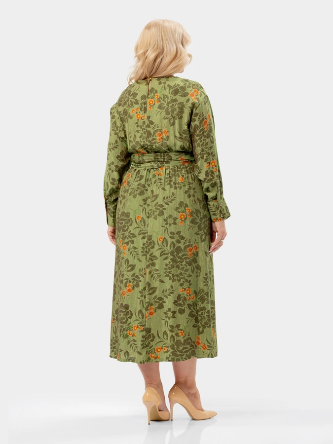 Платье с поясом