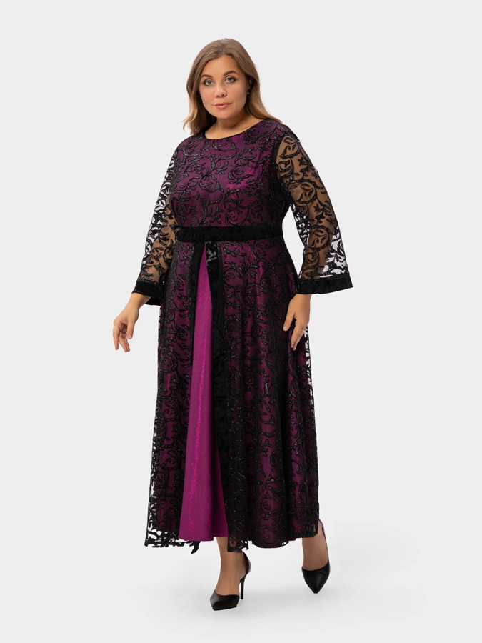 Двухслойное платье с кружевом