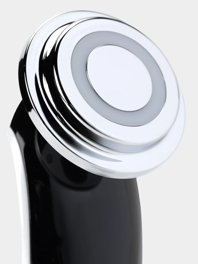 Микротоковый массажер для лица с RF лифтингом и EMS