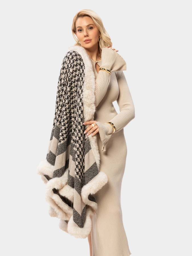 Пончо Элегия с меховой отделкой