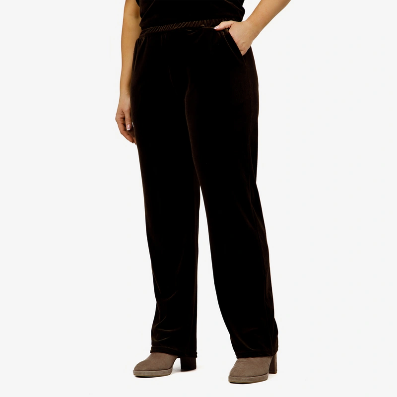 Коричневый