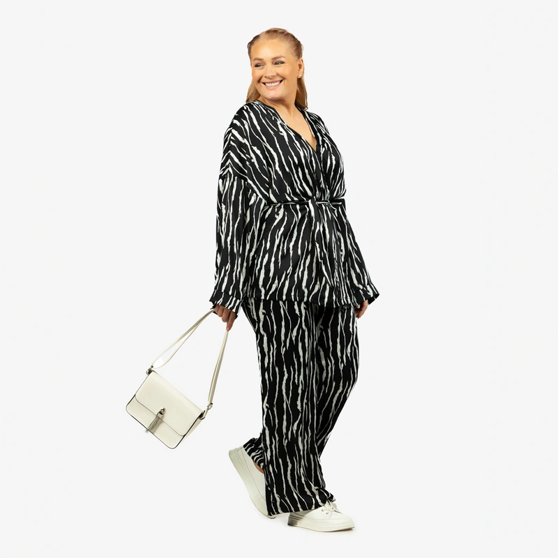 Костюм Элеонора